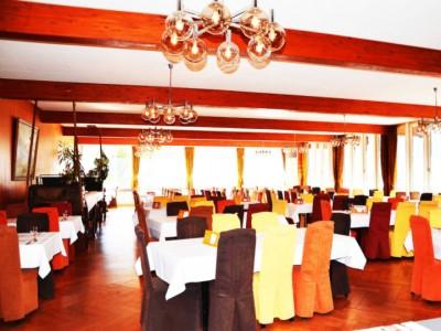 Hotel Loewen Lungern Bagian luar foto